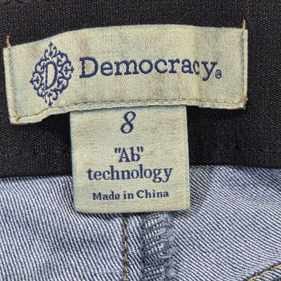 Democracy Jeans Size 8 Ab Technology Medium Rise Booty Lift Bootcut Distressed - Picture 3 of 13